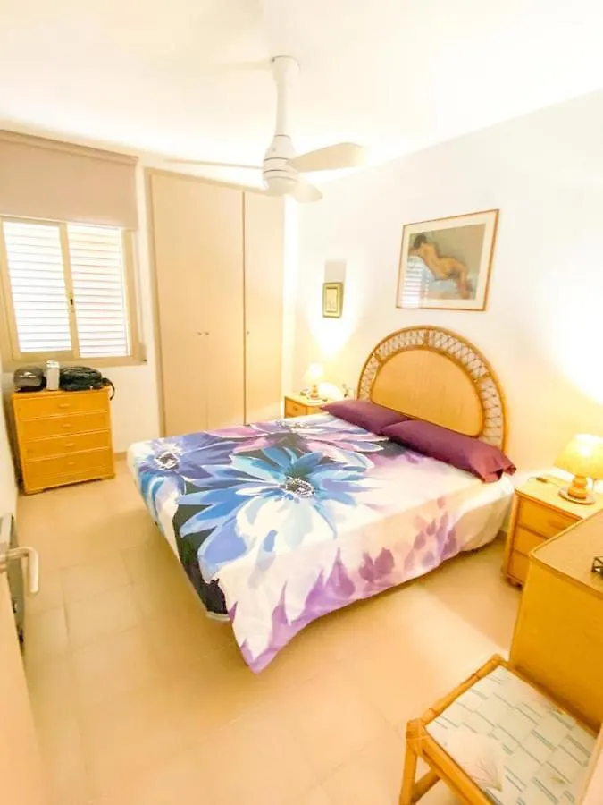 Precioso Apartamento Con Piscina, Y Cerca De La Playa 살루 아파트